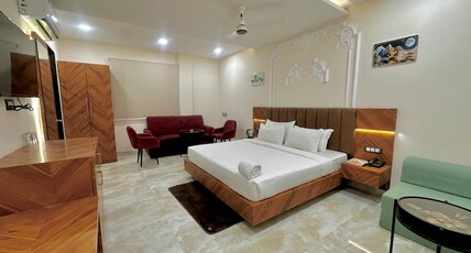 Hotel Golden Palm Room Type - Golden Suite