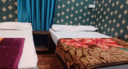 Maa Tara Homestay Room Type - Deluxe Double Room