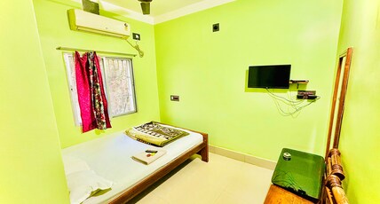 ASTHA LODGE Room Type - AC ROOM