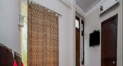 Hotel Shivalaya Room Type - Deluxe Room