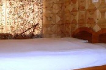 Golden Palace Room Type - Deluxe Room