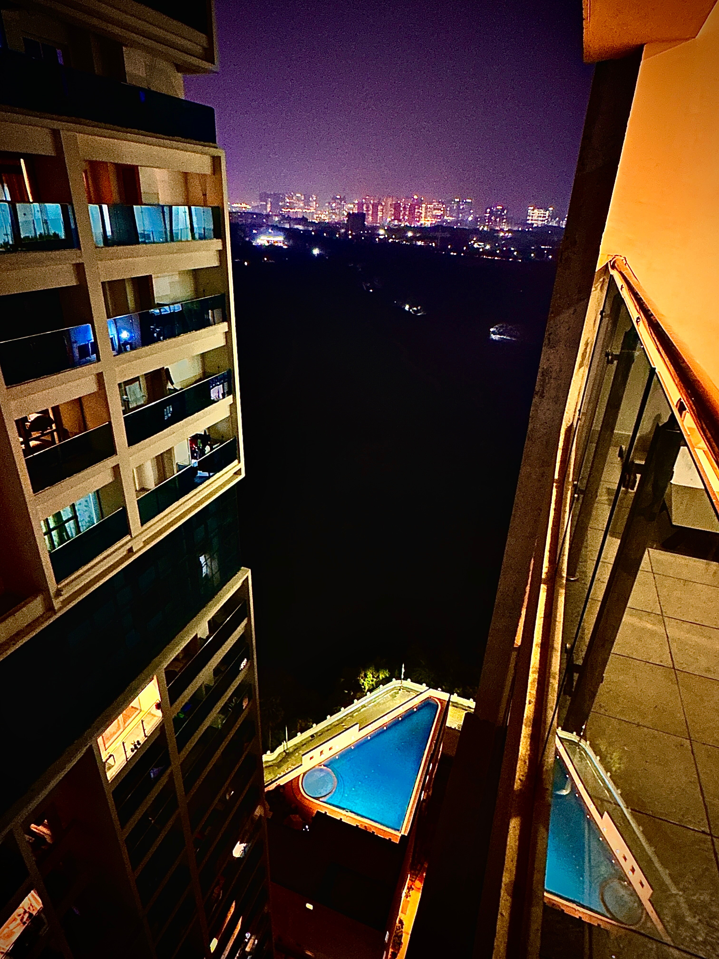 Premium 2BHK Near Wipro Circle or US Consulate - Tap to explore photos