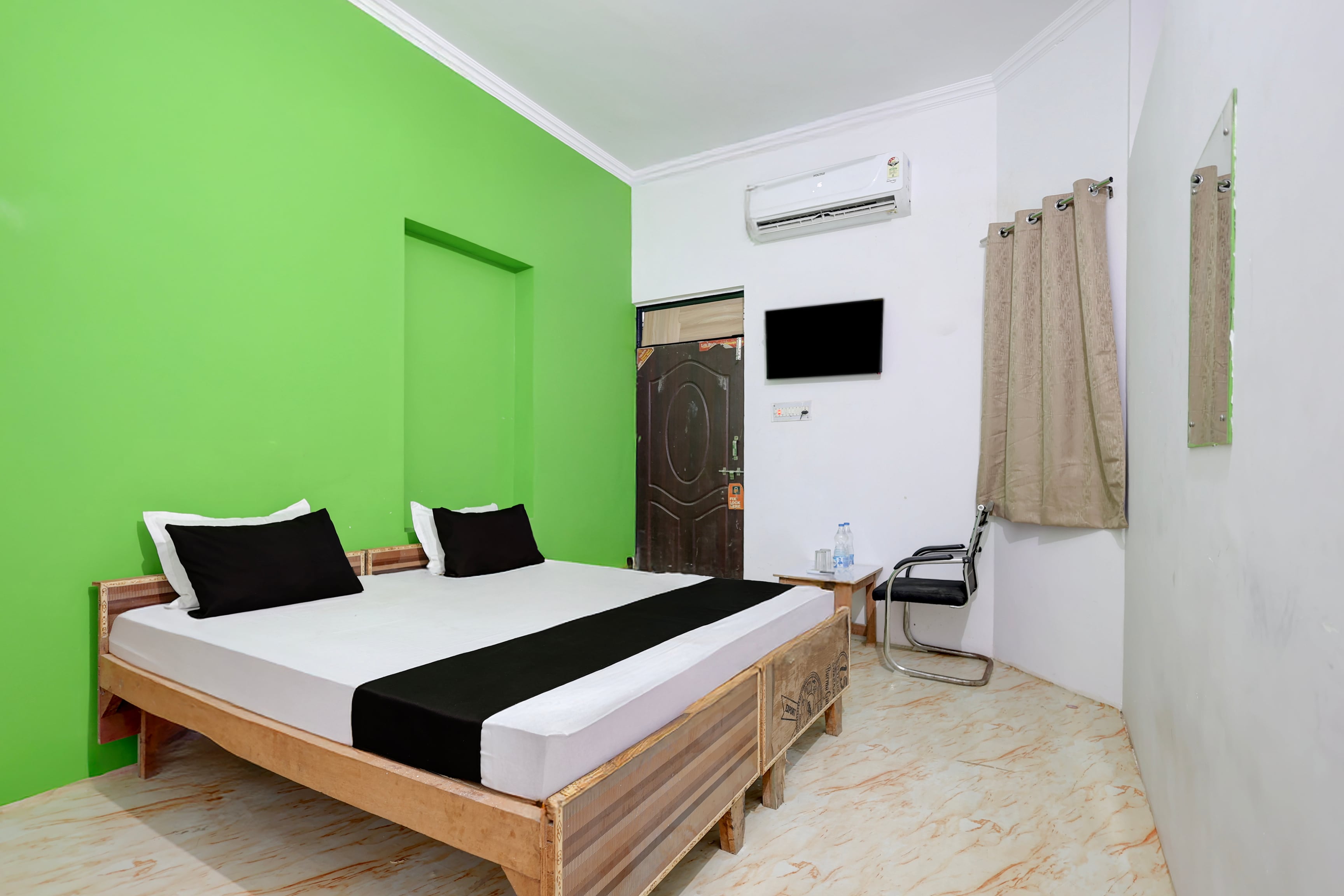 Hotel O Raghav Inn - Tap to explore photos