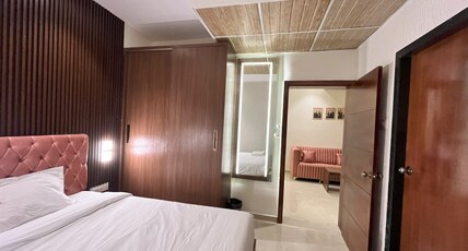 Galaxy Club & Hotel Room Type - Executive Suite