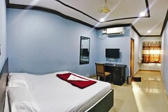 Hotel Kirthi
