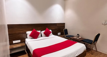 Hotel Imperial Classic Room Type - Deluxe A/c Room Hotel Imperial Classic Room Type - Deluxe A/c Room