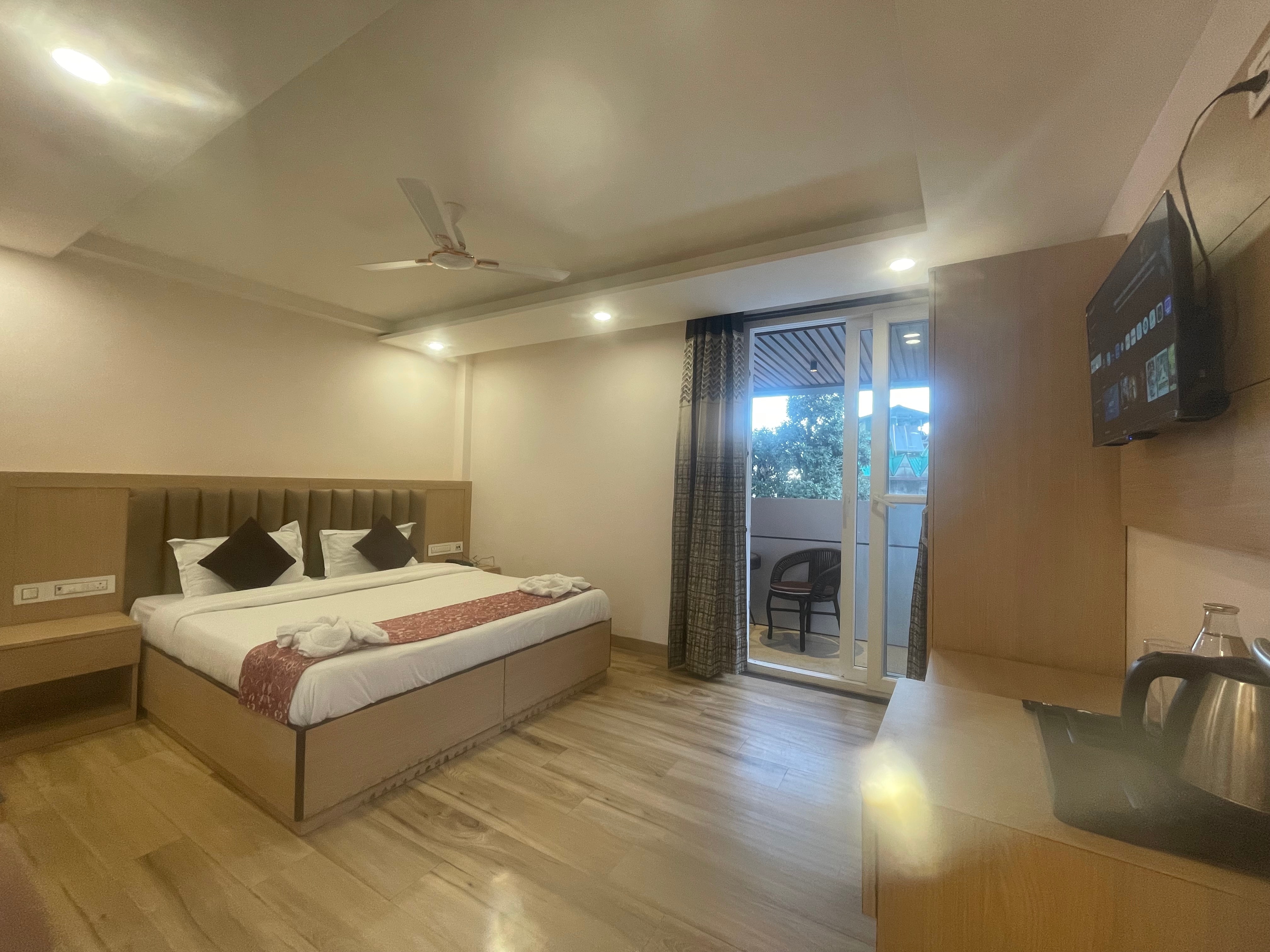 Hotel Budha Valley - Tap to explore photos