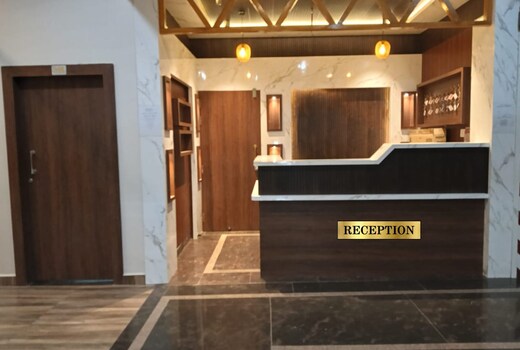 S&J Hotel