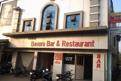 Hotel Basera