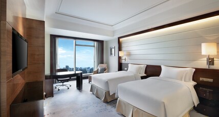 Crowne Plaza Nanchang Riverside, an IHG Hotel Room Type - Standard Room