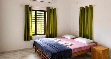 Jayuz Homestay Room Type - AC Double Room