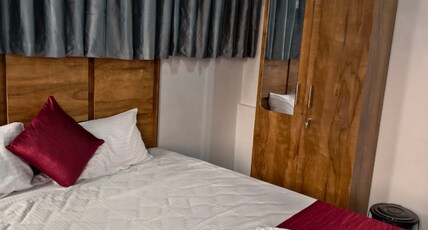 Cloud Bed Holidays Room Type - Small Room Non Ac