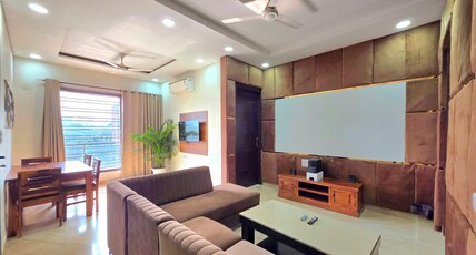 3148 I Sec 57- 3bhk Luxury apt with theatre exp. by instay Room Type - 3148 I Sec 57- 3bhk Luxury apt with theatre exp. by instay