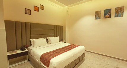 Radhamangal Colors inn Room Type - MAHARAJA SUITE