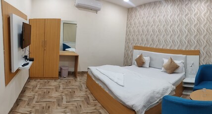 Hotel Mandakini Royale Room Type - Executive Room