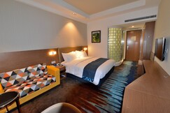 Holiday Inn Express (Weihai Economic Zone)