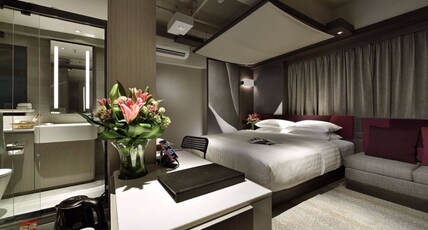 Xi Hotel Room Type - Deluxe King Room