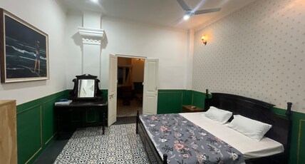 THE RED ROOF INN Room Type - Bedroom 1