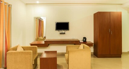Holiday Park Thalassery Room Type - Classic AC Room