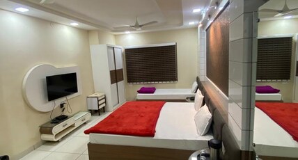 Hotel In and out Room Type - Deluxe