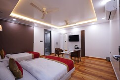 Rooms of Hotel Sara Fortune International