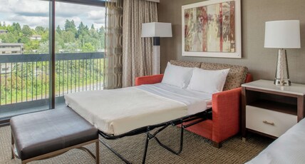 Hilton Bellevue Room Type - 1 KNG PRES STE MOB ACC TUB