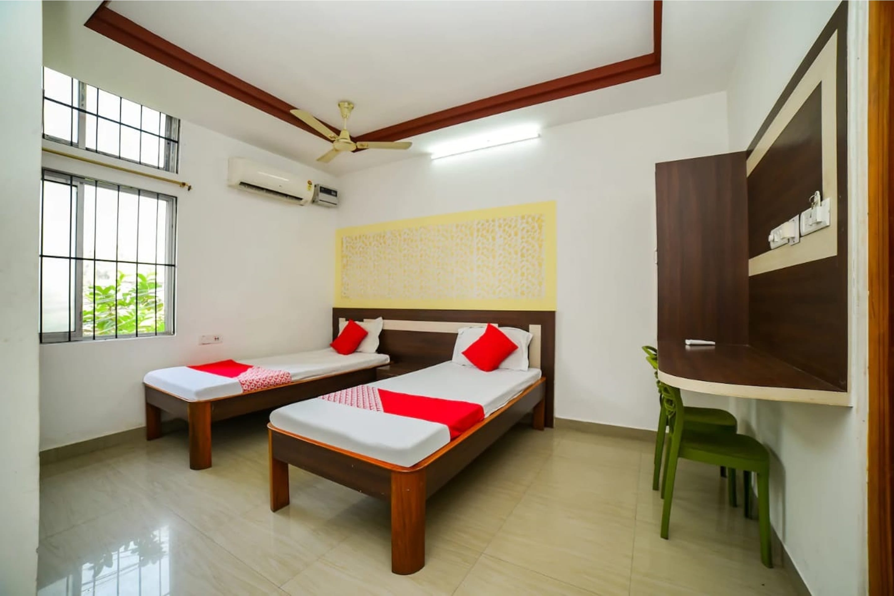 Hotel O Mayur - Tap to explore photos