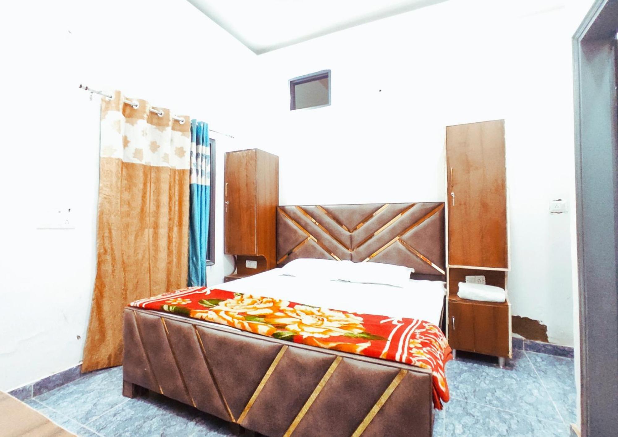 SHIV GUEST HOUSE - For Families, Students, Couples & Corporate - Tap to explore photos