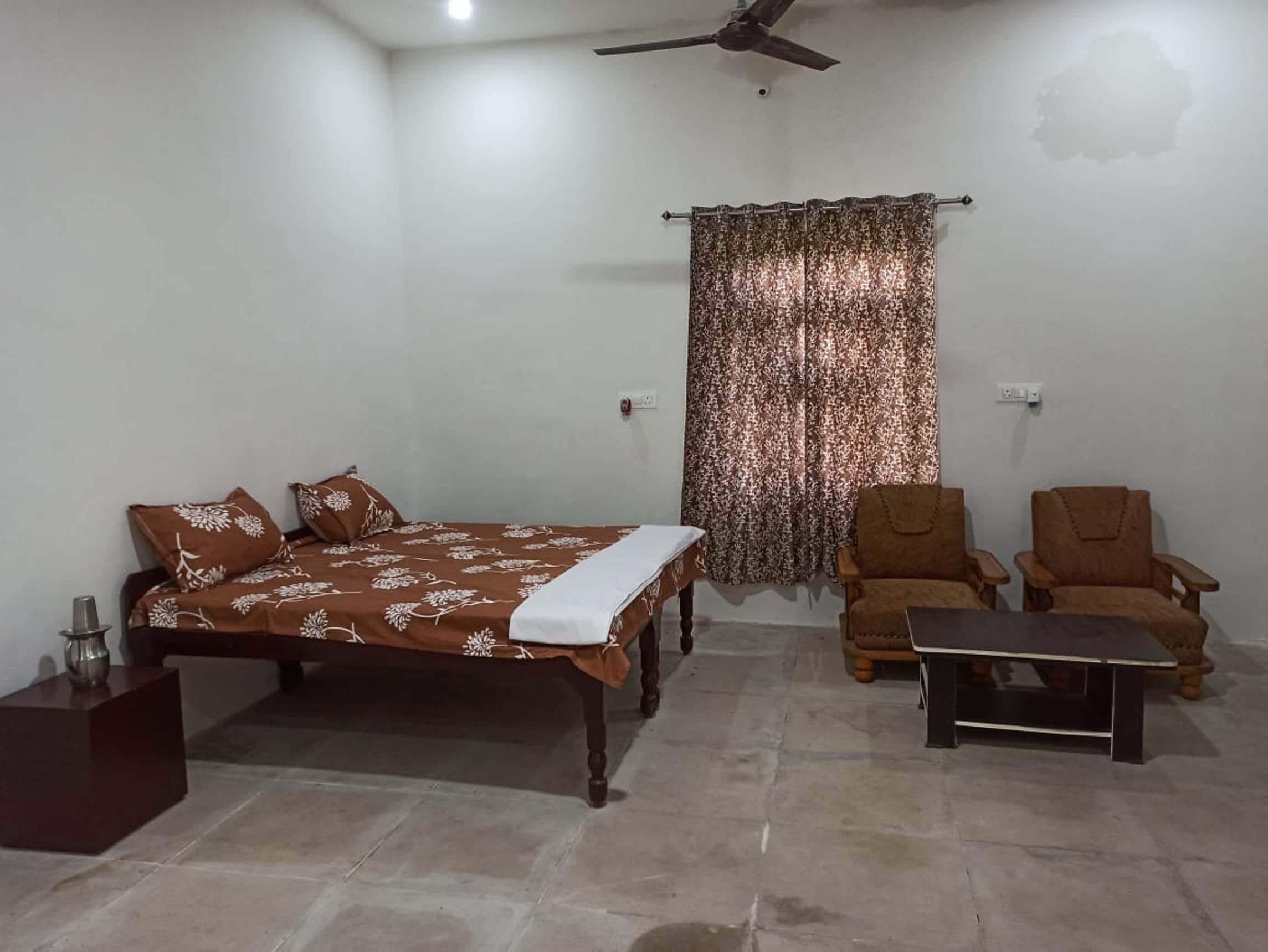 Shanti kunj Homestay - Tap to explore photos