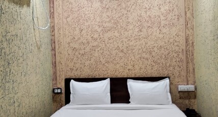 Vishnu Inn Room Type - Double Room