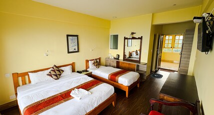 Hotel Green Valley Room Type - deluxe double room