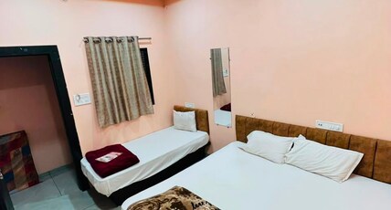 Hotel Advika Inn Room Type - Triple Bed Room