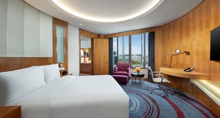 Crowne Plaza Shenzhen Futian Room Type - 1 Bedroom Suite Lounge Access