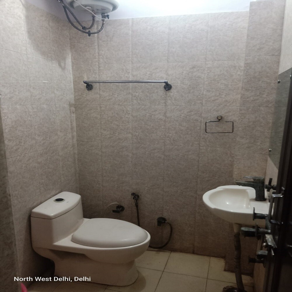 LOTUS GUEST HOUSE DELHI - Tap to explore photos
