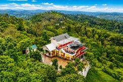 Titha 3BR Villa w Valley View Munnar