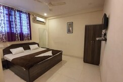 FabHotel Blue Inn I