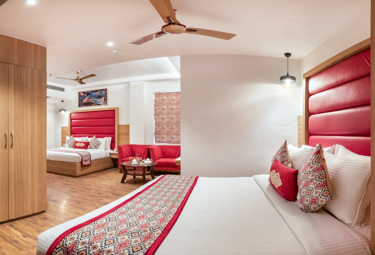 Lords Inn Amritsar (80 Steps to Golden Temple) - Tap to explore photos