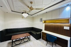 Mg Apartments