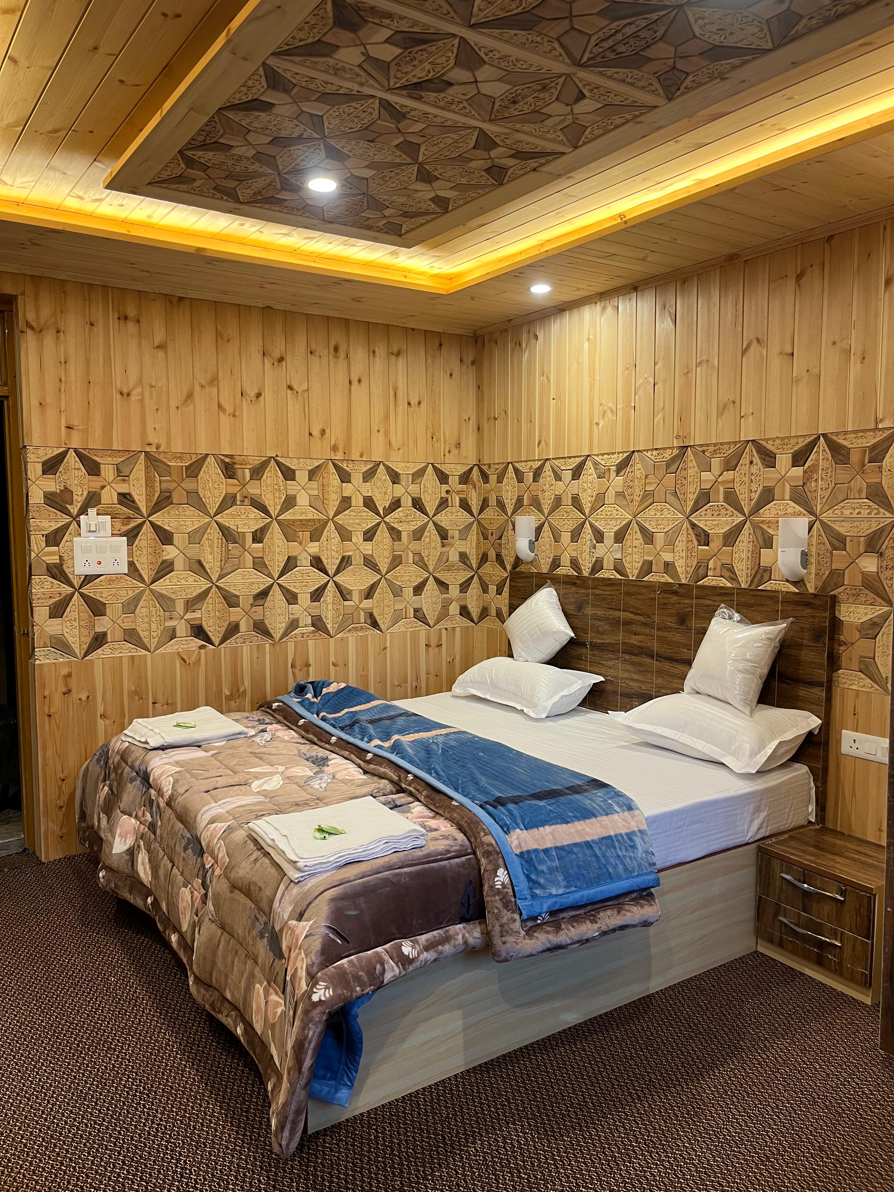 Hotel Snow Crust - Tap to explore photos