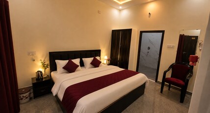 Suryavanshi stays Room Type - Deluxe Ac Room
