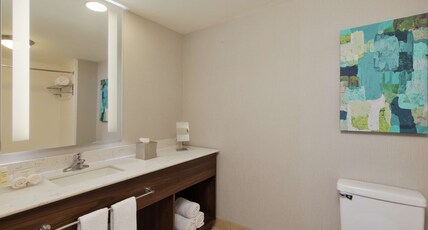 Homewood Suites by Hilton Lubbock Room Type - 2QNS ACC BATHTUB STE NSMK