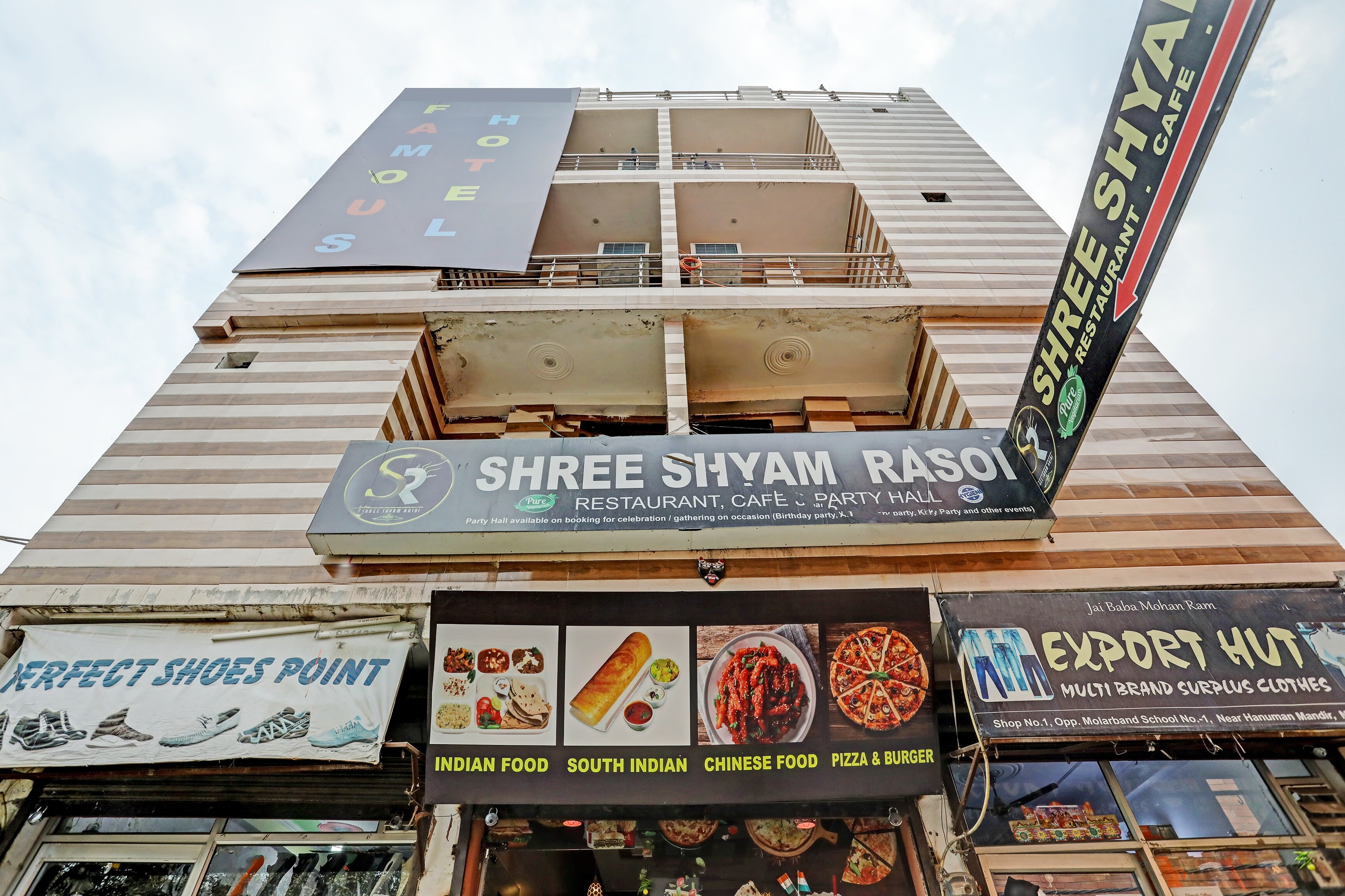 Hotel O FAMOUS HOTEL - Tap to explore photos