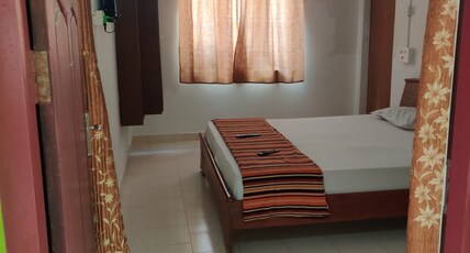 Vasu Inn| Rooms & Caretaker Room Type - Standard Single [Basement]