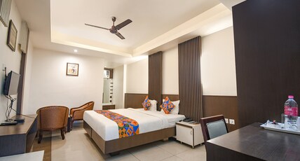 FabHotel Emerald Room Type - Executive Room