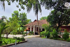 Gramashanthi Ayurkendra &Home stays