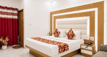 The Hindustan international Room Type - Deluxe Double Room The Hindustan international Room Type - Deluxe Double Room