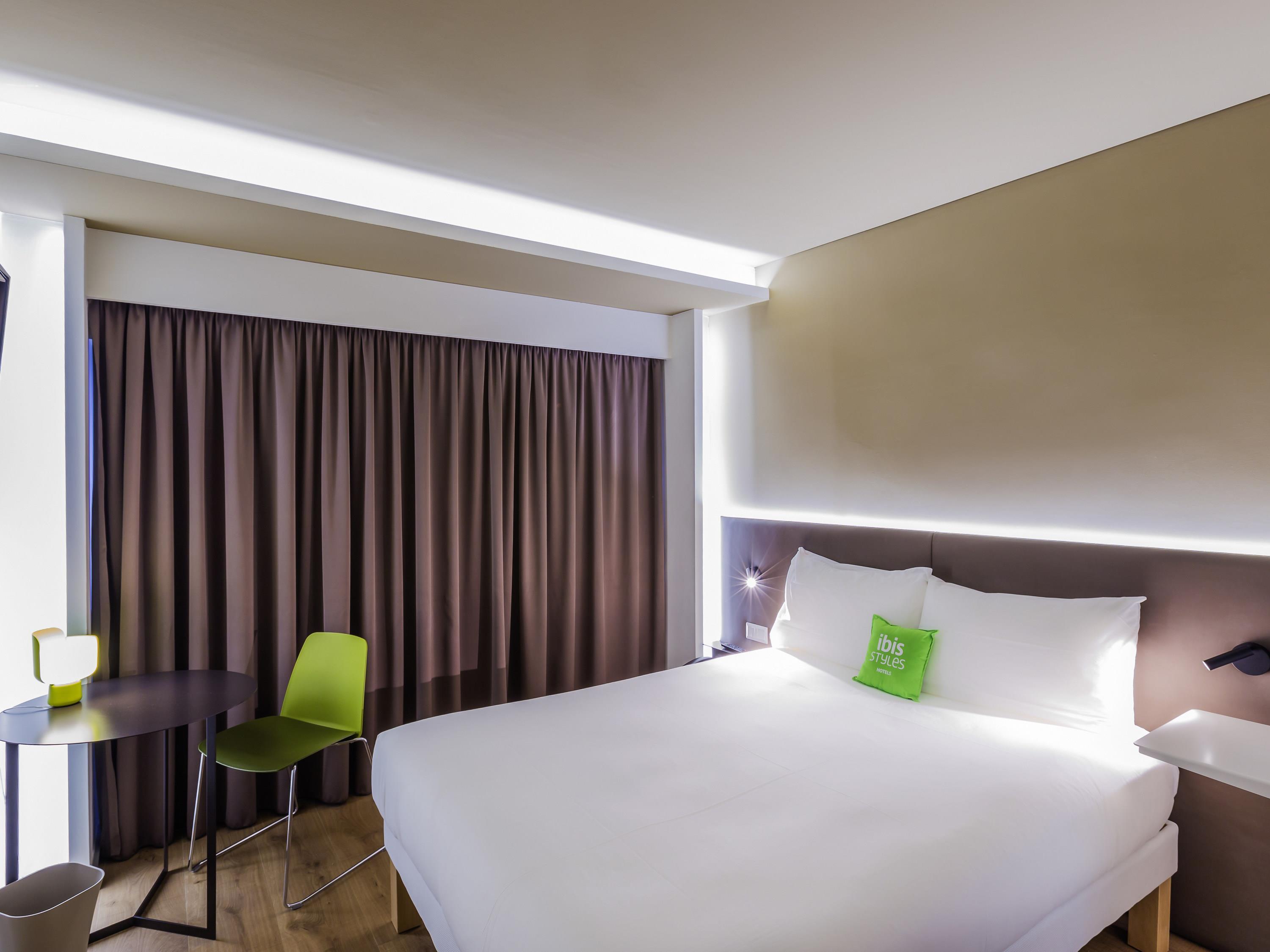 ibis Styles Lisboa Centro Marqu - Tap to explore photos