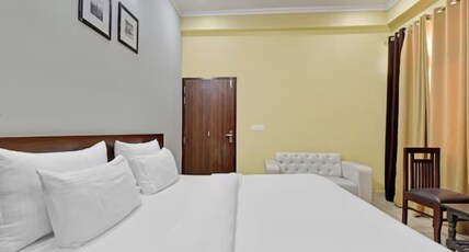 Hotel Prime Ganesh Room Type - AC Standard Room