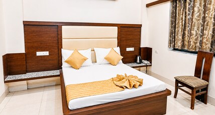 Hotel Utsav Room Type - Deluxe Room