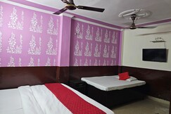 Deurali DX Delhi @ 02 Minute Walk Nizamuddin Railway Station